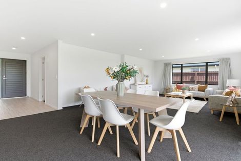 Photo of property in 28 Burnham School Road, Rolleston, 7614