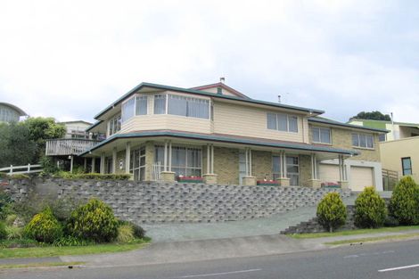 Photo of property in 233 Onemana Drive, Onemana, Whangamata, 3691