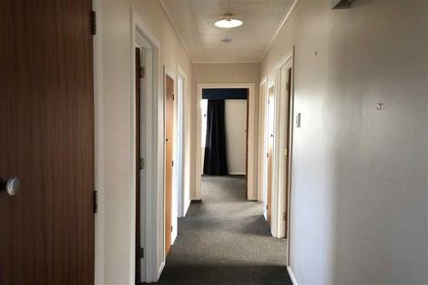 Photo of property in 15 Rochester Street, Tamatea, Napier, 4112