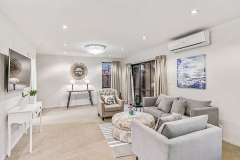 Photo of property in 1a Pelorus Place, Pakuranga, Auckland, 2010