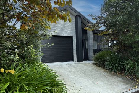 Photo of property in 1a Thomas Place, Leamington, Cambridge, 3432