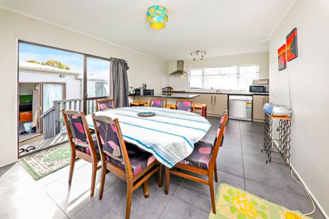 Photo of property in 14 Treviso Place, Clover Park, Auckland, 2023