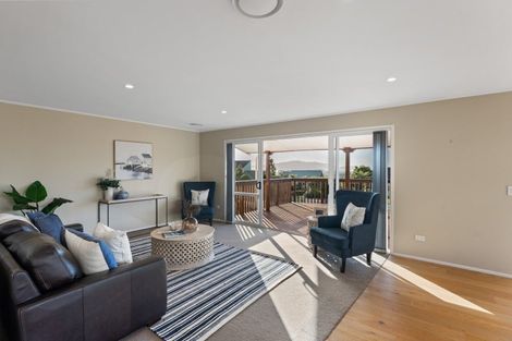 Photo of property in 137 Winara Avenue, Waikanae, 5036