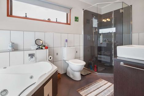 Photo of property in 25a Dickson Road, Papamoa Beach, Papamoa, 3118