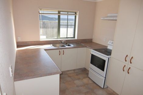 Photo of property in 93 Roberts Line, Kelvin Grove, Palmerston North, 4414