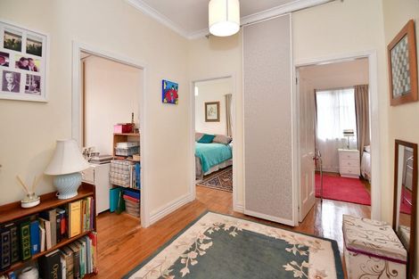 Photo of property in 31 William Hadlow Place, Hatfields Beach, Orewa, 0931