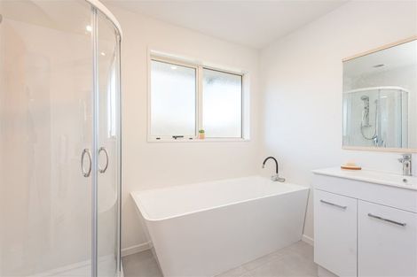 Photo of property in 45 Showgate Avenue, Sockburn, Christchurch, 8042