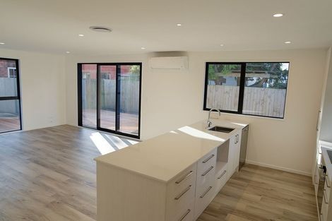 Photo of property in 53a Dunedin Street, Redwood, Christchurch, 8051