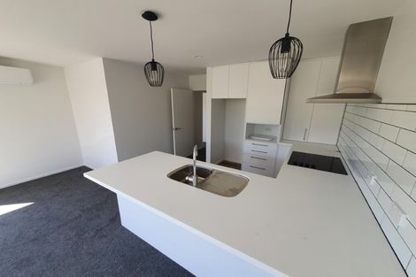 Photo of property in 12 Fairbairn Close, Halswell, Christchurch, 8025