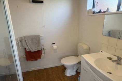 Photo of property in 22 George Street, Riccarton, Christchurch, 8041