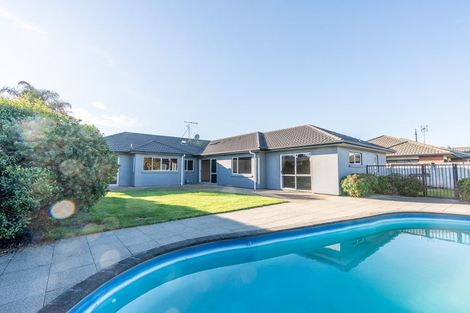 Photo of property in 10 Burgundy Court, Rototuna, Hamilton, 3210