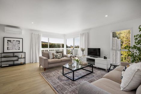 Photo of property in 30 Edgecumbe Road, Tauranga, 3110