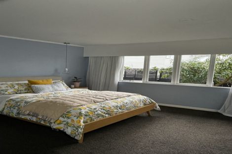 Photo of property in 2/10 Riverlea Avenue, Pakuranga, Auckland, 2010