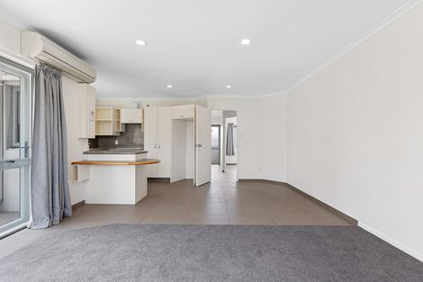 Photo of property in 5/7 Robins Road, Judea, Tauranga, 3110