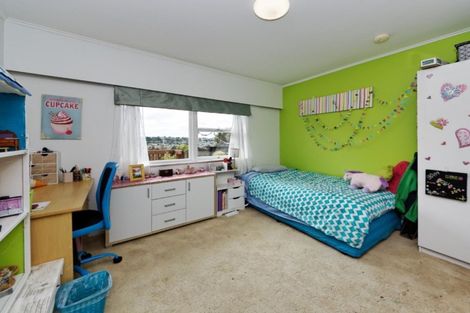 Photo of property in 177a Waimumu Road, Massey, Auckland, 0614