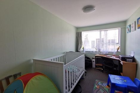 Photo of property in 4/171 Queens Drive, Lyall Bay, Wellington, 6022