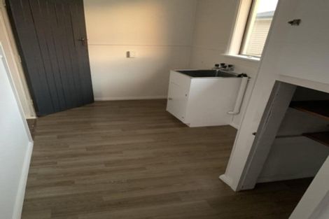 Photo of property in 293 High Street, Eltham, 4322