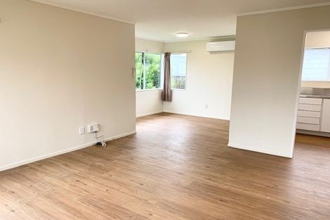 Photo of property in 153a Bruce Mclaren Road, Henderson, Auckland, 0612