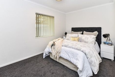Photo of property in 60a Arimu Road, Papakura, 2110