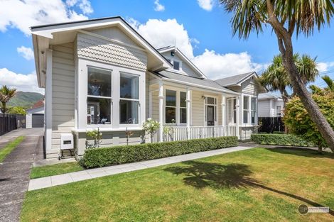 Photo of property in 4 Hautana Square, Woburn, Lower Hutt, 5010