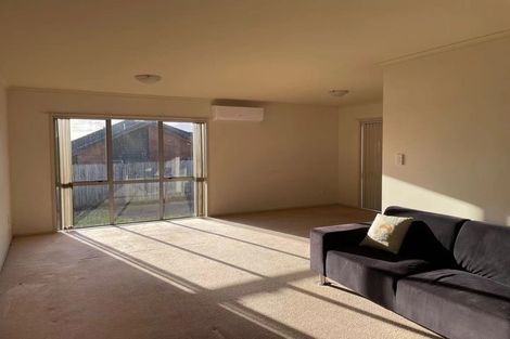 Photo of property in 48 Seamount Drive, Red Beach, 0932