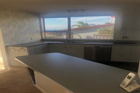 Photo of property in 1420 Whangaparaoa Road, Army Bay, Whangaparaoa, 0930