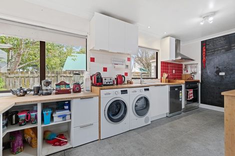 Photo of property in 5 Caulfield Green, Nawton, Hamilton, 3200