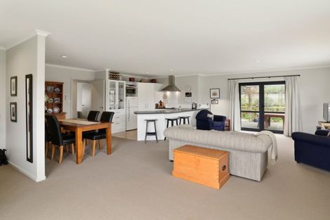 Photo of property in 51 Hamon Place, Pukehangi, Rotorua, 3015