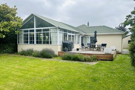 Photo of property in 60 Hounslow Street, Ilam, Christchurch, 8041