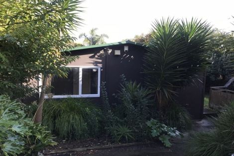Photo of property in 57 View Road, Henderson, Auckland, 0612