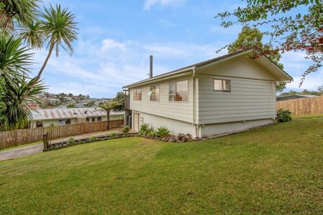 Photo of property in 14 Glenfinn Place, Massey, Auckland, 0614