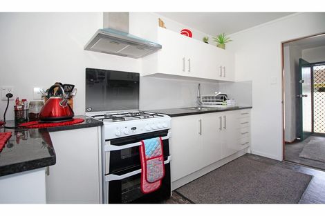 Photo of property in 130 Mahia Road, Wattle Downs, Auckland, 2103