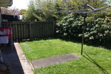 Photo of property in 8 Springfield Street, Forrest Hill, Auckland, 0620