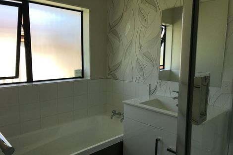 Photo of property in 21 Wentworth Avenue, Papatoetoe, Auckland, 2025