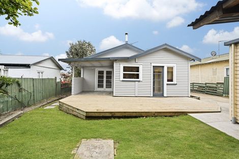 Photo of property in 18 Mary Street, Frankton, Hamilton, 3204