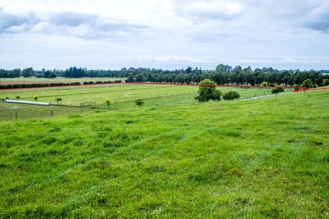 Photo of property in 587 Pleasant Point Highway, Levels, Timaru, 7975