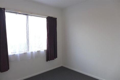 Photo of property in 25 Miriam Corban Heights, Henderson, Auckland, 0612