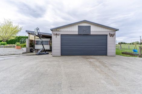 Photo of property in 99 Centre Bush Otapiri Road, Centre Bush, Winton, 9782