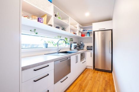 Photo of property in 3 Tate Crescent, Green Island, Dunedin, 9018