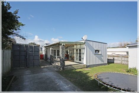 Photo of property in 51 Nash Parade, Foxton Beach, Foxton, 4815