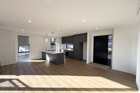 Photo of property in 2/84 Mcmahon Drive, Aidanfield, Christchurch, 8025