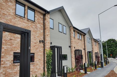 Photo of property in 2/4 Riccarton Road, Riccarton, Christchurch, 8011