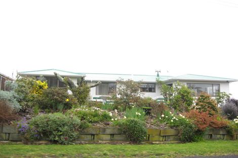 Photo of property in 114 Oxford Road, Okato, 4335