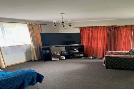 Photo of property in 10 Hillary Street, Tawa, Wellington, 5028