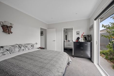 Photo of property in 8 Rakaia Way, Poraiti, Napier, 4112