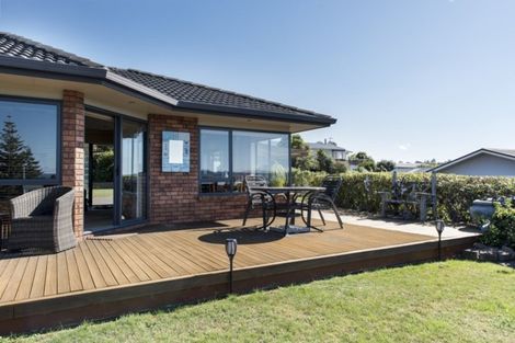 Photo of property in 3 Kinder Street, Acacia Bay, Taupo, 3330