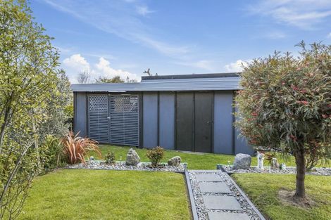 Photo of property in 4 Rogers Place, Kinloch, Taupo, 3377