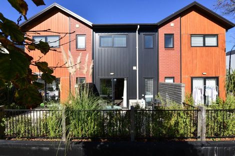 Photo of property in 2/13 Palmerston Street, Hamilton Central, Hamilton, 3204