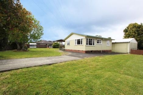 Photo of property in 56 Dale Crescent, Pakuranga, Auckland, 2010