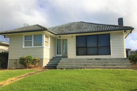 Photo of property in 17 Friesian Drive, Mangere, Auckland, 2022